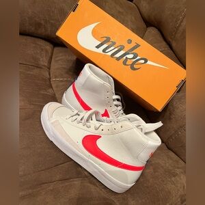 Nike Blazer Mid ‘77 (GS) Sneakers